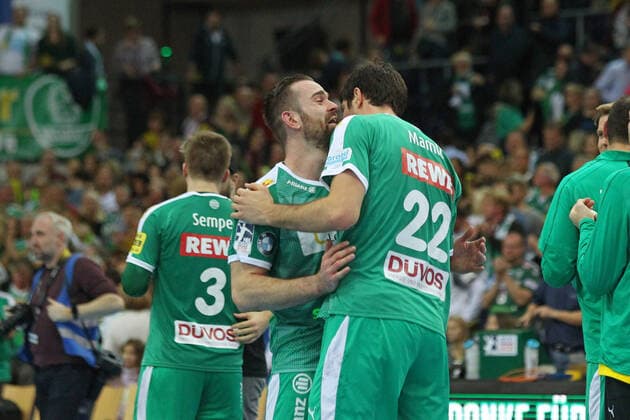 SC DHfK Leipzig vs. TSV Hannover Burgdorf, Liqui Moly HBL, 01 12 19 Handball, 1 Bundesliga, Season 2019 2020, 15 Matchday SC DHfK Leipzig vs. TSV Hannover Burgdorf on 01 12 19 in the Quarterback Immobilien Arena Leipzig In the picture Alen MILOSEVIC 34, SC DHfK Leipzig is happy with Marko MAMIC 22, SC DHfK Leipzig Copyright: xBEAUTIFULxSPORTS JanxKaeferx