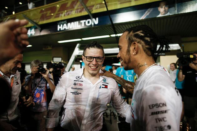 Motorsports: FIA Formula One World Championship, WM, Weltmeisterschaft 2019, Grand Prix of Abu Dhabi, Peter Bonnington (GBR, Mercedes AMG Petronas Motorsport), 44 Lewis Hamilton (GBR, Mercedes AMG Petronas Motorsport), Abu Dhabi United Arab Emirates
