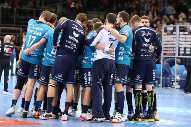 SG Flensburg Handewitt vs. Aalborg Handbold, Handball, EHF Champions League Group Phase, 01 12 19 Flensburg Together after defeat against Aalborg Copyright: xBEAUTIFULxSPORTS MarioxM.xKobergx