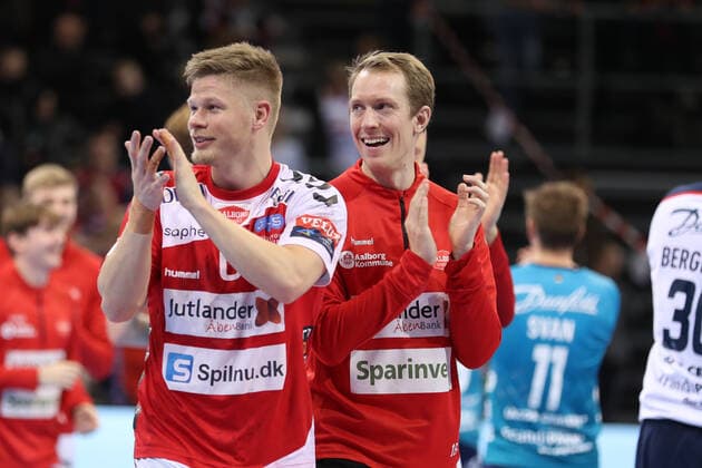 SG Flensburg Handewitt vs Aalborg Handbold, Handball, EHF Champions League Group Phase, 01 12 19 Flensburg Sebastian Barthold Aalborg Handbold, 06 and Mikael Aggefors Aalborg Handbold, 16 Cheers for victory Copyright: xBEAUTIFULxSPORTS MarioxM.xKobergx