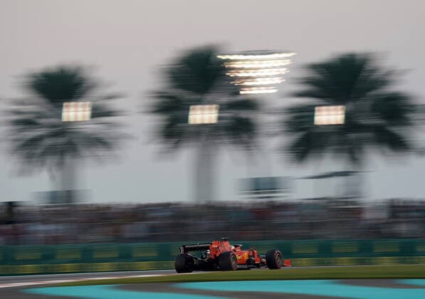 FORMULA 1 ETIHAD AIRWAYS ABU DHABI GRAND PRIX 2019 01 12 2019, Yas Marina Circuit, Abu Dhabi, FORMULA 1 ETIHAD AIRWAYS ABU DHABI GRAND PRIX 2019 , pictured Sebastian Vettel GER 5 , Scuderia Ferrari Mission Winnow nordphotoxBratic nph00250