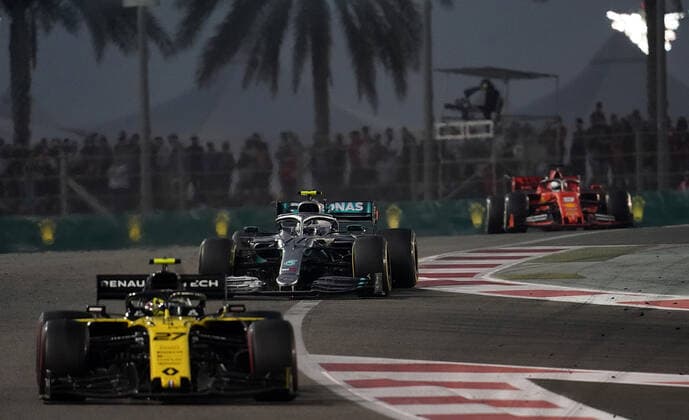 FORMULA 1 ETIHAD AIRWAYS ABU DHABI GRAND PRIX 2019 01 12 2019, Yas Marina Circuit, Abu Dhabi, FORMULA 1 ETIHAD AIRWAYS ABU DHABI GRAND PRIX 2019 , pictured here Nico Hülkenberg GER 27 , Renault F1 Team, Valtteri Bottas FIN 77 , Mercedes AMG Petronas Motorsport, Sebastian Vettel GER 5 , Scuderia Ferrari Mission Winnow nordphotoxBratic nph00250
