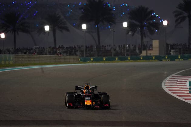 FORMULA 1 ETIHAD AIRWAYS ABU DHABI GRAND PRIX 2019 01 12 2019, Yas Marina Circuit, Abu Dhabi, FORMULA 1 ETIHAD AIRWAYS ABU DHABI GRAND PRIX 2019 , pictured Max Verstappen NEL 33 , Aston Martin Red Bull Racing nordphotoxBratic nph00250