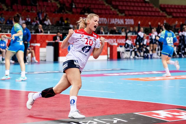 191202 Marit Roberg Jacobsen of Norway celebrates during the Women s World Handball Championship game between Slovenia and Norway on December 2, 2019 in Kumamoto Photo Daniel Stiller Bildbyran kod DS 59409 bbeng dam women handball handboll world handball championship 2019 norway norge handball vm slovenia slovenien jubel,  Copyright: DANIELxSTILLER BB191202DS014