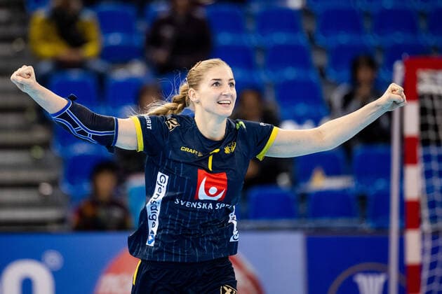 191202 Linn Blohm of Sweden celebrates during the Women s World Handball Championship match between China and Sweden on December 2, 2019 in Kumamoto Photo Ludvig Thunman BILDBYRAN kod LT 35690 bbeng dam women handball handboll world handball championship 2019 sverige sweden china kinak jubel,  Copyright: LUDVIGxTHUNMAN BB191202LT011