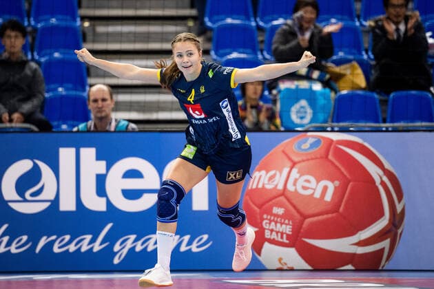 191202 Olivia Mellegard of Sweden celebrates during the Women s World Handball Championship match between China and Sweden on December 2, 2019 in Kumamoto Photo Ludvig Thunman BILDBYRAN kod LT 35690 bbeng dam women handball handboll world handball championship 2019 sverige sweden china kina jubel,  Copyright: LUDVIGxTHUNMAN BB191202LT013