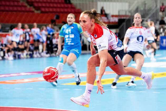 191202 Camilla Herrem of Norway during the Women s World Handball Championship game between Slovenia and Norway on December 2, 2019 in Kumamoto Photo Daniel Stiller Bildbyran kod DS 59409 bbeng dam women handball handboll world handball championship 2019 norway norge handball vm slovenia slovenien,  Copyright: DANIELxSTILLER BB191202DS026