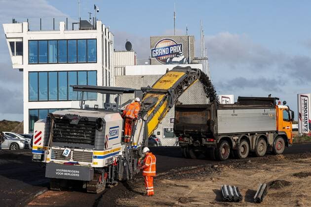 ZANDVOORT , 02-12-2019 , Circuit Zandvoort , tarmac being collected during the reconstruction to a Grade 1 circuit. Recontruction Circuit Zandvoort  x5575196x Copyright: