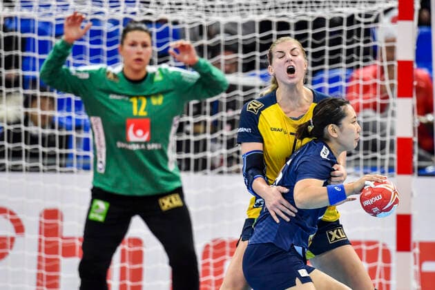 191203 Linn Blohm of Sweden during the Women s World Handball Championship match between Sweden and Japan on December 3, 2019 in Kumamoto Photo Ludvig Thunman BILDBYRAN kod LT 35691 bbeng dam women handball handboll world handball championship 2019 sverige sweden japan,  Copyright: LUDVIGxTHUNMAN BB191203LT031