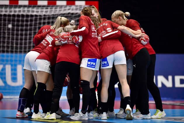 Danish players in Denmark meet Germany, in the preliminary round in Group B, during the Womens Handball World Cup in Kumamoto Prefectural Gymnasium in Japan, Tuesday, December 3, 2019, Kumamoto Denmark,  Copyright: BoxAmstrupx COP222 spdk20191203-121658-L