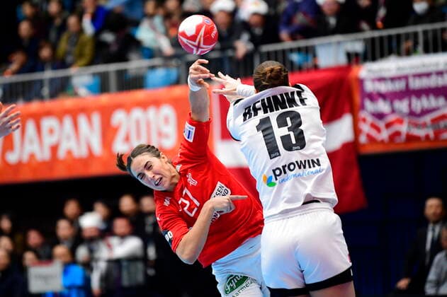 Louise Burgaard in action when Denmark meets Germany, in the preliminary round in Group B, during the Womens Handball World Cup in Kumamoto Prefectural Gymnasium in Japan, Tuesday, December 3, 2019, Kumamoto Denmark,  Copyright: BoxAmstrupx COP222 spdk20191203-123839-L