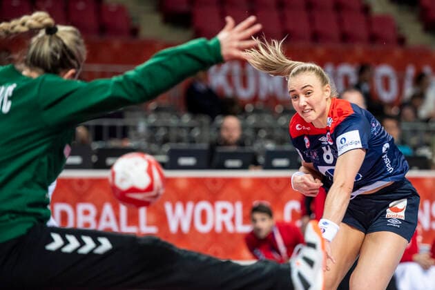 191203 Silje Waade of Norway during the Women s World Handball Championship game between Norway and Serbia on December 3, 2019 in Kumamoto Photo Daniel Stiller Bildbyran kod DS 59413 bbeng dam women handball handboll world handball championship 2019 norway norge handball vm serbien serbia,  Copyright: DANIELxSTILLER BB191203DS064