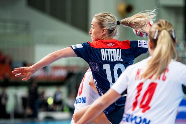 191203 Stine Bredal Oftedal of Norway during the Women s World Handball Championship game between Norway and Serbia on December 3, 2019 in Kumamoto Photo Daniel Stiller Bildbyran kod DS 59413 bbeng dam women handball handboll world handball championship 2019 norway norge handball vm serbien serbia,  Copyright: DANIELxSTILLER BB191203DS065