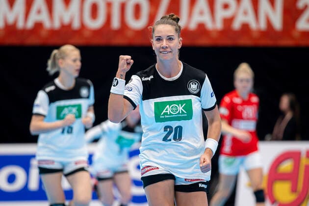 Handball, Women WM 2019, preliminary round, Group B, 3 matchday , Denmark Germany Emily Boelk Bölk Germany Thueringer HC Jubel Freude Emotion Torjubel Torschuetze Torschützen Kumamoto Kumamoto Prefectural Gymnasium Kumamoto Japan