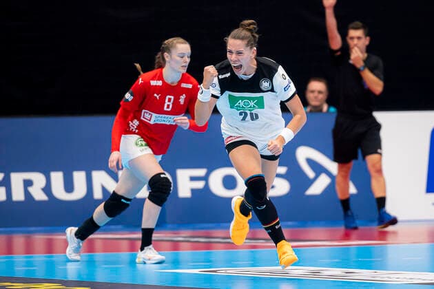 Handball, Women WM 2019, preliminary round, Group B, 3 matchday , Denmark Germany Emily Boelk Bölk Germany Thueringer HC Kumamoto Kumamoto Prefectural Gymnasium Kumamoto Japan