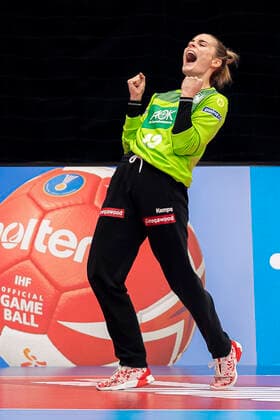 Handball, Women WM 2019, Preliminary Round, Group B, 3 Matchday , Denmark Germany Goalkeeper Dinah Eckerle Germany SG BBM Bietigheim Kumamoto Kumamoto Prefectural Gymnasium Kumamoto Japan