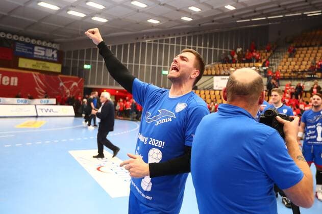 Christoph Theuerkauf Lemgo celebrates his victory in Ludwigshafen and his entry into the Final Four Owls Ludwigshafen vs TBV Lemgo, Handball, DHB Cup, 03 12 2019 Owls Ludwigshafen vs TBV Lemgo, Handball, DHB Cup, 03 12 2019 Ludwigshafen Copyright: xWeissx Eibner-Pressefotox EP_rws