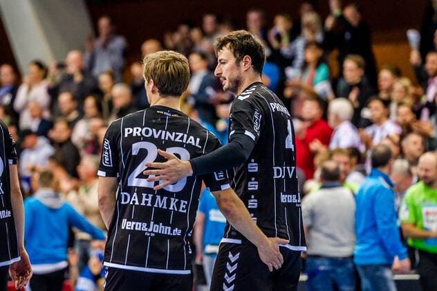 Freude bei Rune Dahmke, THW Kiel 23 Domagoj Duvnjak, THW Kiel 4 TVB 1898 Stuttgart THW Kiel DHB Cup Quarter Final HBL 1 Handball Bundesliga SCHARRrena Stuttgart Baden Wuerttemberg Germany at the match in the DHB Cup Quarter Final, TVB 1898 Stuttgart THW Kiel Stuttgart 03 12 19 Handball DHB Cup , Stuttgart Baden Wuerttemberg Germany