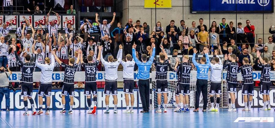 THW KIel at the Fans TVB 1898 Stuttgart THW Kiel DHB Cup Quarter Final HBL 1 Handball Bundesliga SCHARRrena Stuttgart Baden Wuerttemberg Germany at the Match in the DHB Cup Quarter Final, TVB 1898 Stuttgart THW Kiel Stuttgart 03 12 19 Handball DHB Cup , Stuttgart Baden Wuerttemberg Germany