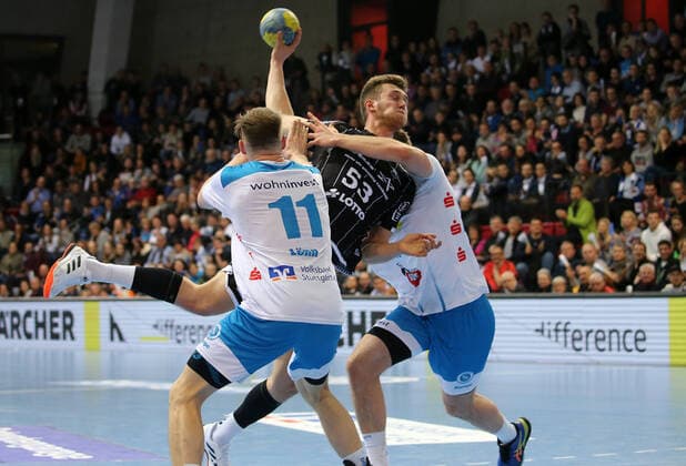 BAU 03 12 2019 Stuttgart Handball TVB Stuttgart vs. THW Kiel, Nikola Bilyk Kiel on the ball