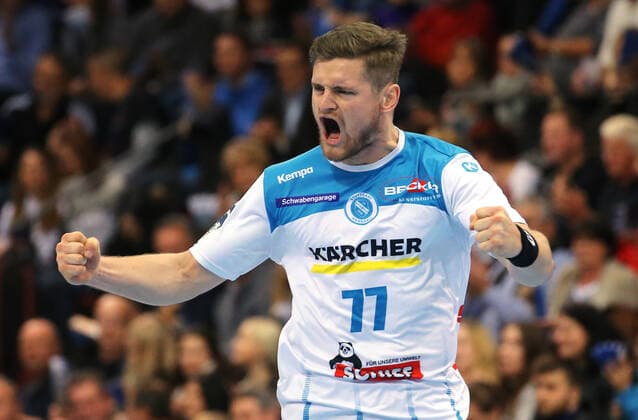 BAU 03 12 2019 Stuttgart Handball TVB Stuttgart vs. THW Kiel, David Schmidt TVB cheers and clenches his fists