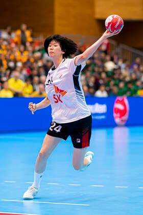 Handball, Women WM 2019, preliminary round, Group B, 4 matchday , Australia South Korea Ji In Jung Korea Yamaga Yamaga Overall High School Kumamoto Japan