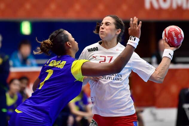 Louise Burgaard in action when Denmark meets Brazil, in the preliminary round in Group B, during the Womens Handball World Cup at Kumamoto Prefectural Gymnasium in Japan, Wednesday, December 4, 2019, Kumamoto Denmark,  Copyright: BoxAmstrupx COP222 spdk20191204-130101-L