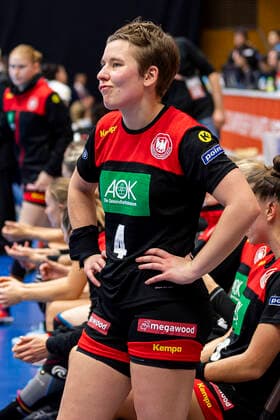 Handball, Womens World Cup 2019, preliminary round, Group B, 4 matchday , Germany France Alina Grijseels Germany Dortmund dissatisfied disappointed disappointed down frustrated, Yamaga Yamaga Overall high school Kumamoto Japan