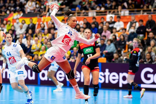 Handball, Women WM 2019, preliminary round, group B, 4 matchday , Germany France Beatrice Edwige France Yamaga Yamaga Overall Gymnasium Kumamoto Japan