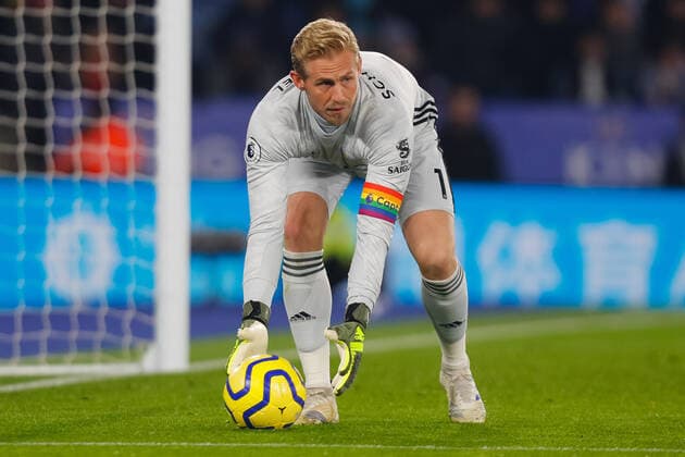 4th December 2019; King Power Stadium, Leicester, Midlands, England; English Premier League Football, Leicester City versus Watford; Kasper Schmeichel of Leicester City - Strictly Editorial Use Only. No use with unauthorized audio, video, data, fixture lists, club league logos or live services. Online in-match use limited to 120 images, no video emulation. No use in betting, games or single club league player publications ActionPlus12193502 GrahamxWilson
