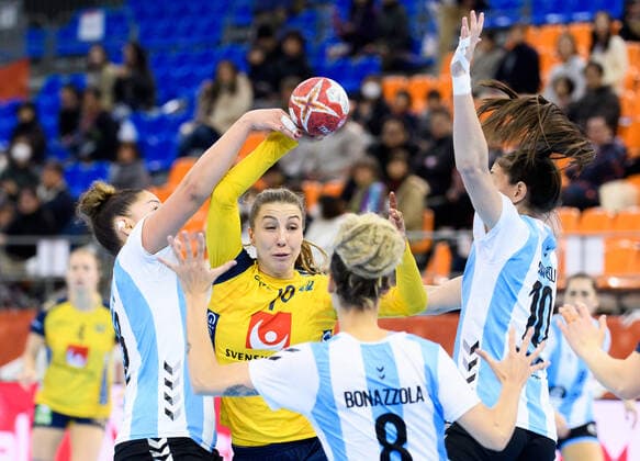 191205 Anna Lagerquist of Sweden during the Womens World Handball Championship match between Sweden and Argentina on December 5, 2019 in Kumamoto Photo Ludvig Thunman BILDBYRAN kod LT 35694 bbeng dam women handball handball world handball championship 2019 sweden sweden argentina,  Copyright: LUDVIGxTHUNMAN BB191205LT034