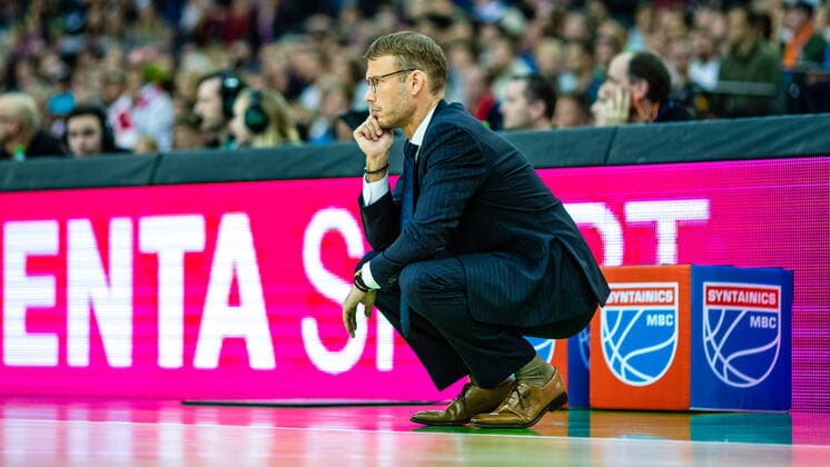 Coach Björn Harmsen Syntainics MBC during the season 2019 2020 Men on 9 matchday in the EasyCredit Bundesliga between Syntainics MBC and FCB Basketball in the Arena Leipzig on 24 November 2019 in Leipzig, Saxony, Germany