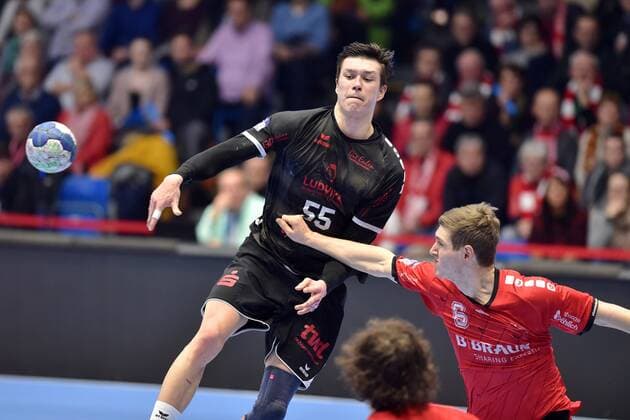 Azat Valiullin owls Ludwigshafen on the ball, Finn Lemke MT Melsungen R, GER, MT Melsungen the owls Ludwigshafen, handball, 1 federal league men, 05 12 2019, GER, MT Melsungen owls Ludwigshafen, handball, 1 league men, 05 12 2019 Kassel Copyright: xSippel xEibner-Pressefotox EP_rsl