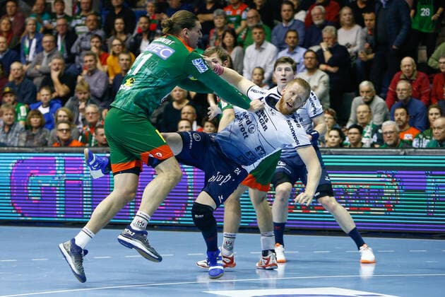 05 12 2019, xtgx, Handball Liqui Moly HBL, SC Magdeburg SG Flensburg Handewitt emspor, v l Erik Schmidt Magdeburg, 21 , Jim Gottfridsson Flensburg, 24 Duel, Battle, tackle GETEC Arena