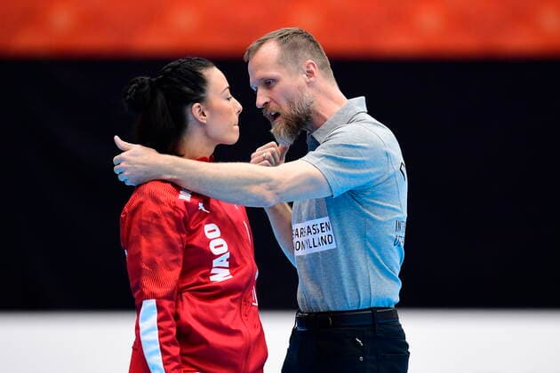 Denmark meets France, in the preliminary round in Group B, during the Womens Handball World Cup at Kumamoto Prefectural Gymnasium in Japan, Friday, December 6, 2019, Kumamoto,  Copyright: BoxAmstrupx cop222 spdk20191206-114751-L