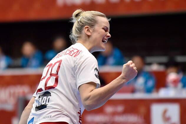 Stine Joergensen Denmark meets France, in the preliminary round in Group B, during the Womens Handball World Cup at Kumamoto Prefectural Gymnasium in Japan, Friday, December 6, 2019, Kumamoto Denmark,  Copyright: BoxAmstrupx cop222 spdk20191206-123725-L
