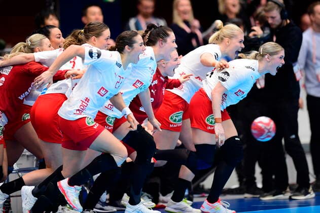 Denmark meets France, in the preliminary round in Group B, during the Womens Handball World Cup at Kumamoto Prefectural Gymnasium in Japan, Friday, December 6, 2019, Kumamoto Denmark,  Copyright: BoxAmstrupx cop222 spdk20191206-140615-L