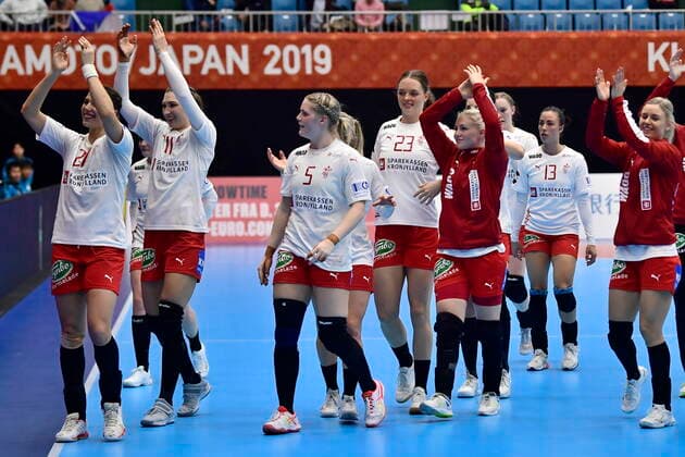 Denmark meets France, in the preliminary round in Group B, during the Womens Handball World Cup at Kumamoto Prefectural Gymnasium in Japan, Friday, December 6, 2019, Kumamoto Denmark,  Copyright: BoxAmstrupx cop222 spdk20191206-140811-L