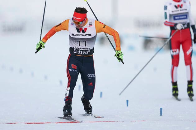 Bilder des Jahres 2019, Sport 12 Dezember Sport Themen der Woche KW49 Sport Bilder des Tages NORDIC SKIING - FIS WC Lillehammer LILLEHAMMER,NORWAY,07.DEC.19 - NORDIC SKIING, NORDIC COMBINED, CROSS COUNTRY - FIS World Cup, 10km individual, Gundersen. Image shows Fabian Riessle (GER). GEPAxpictures xPatrickxSteiner