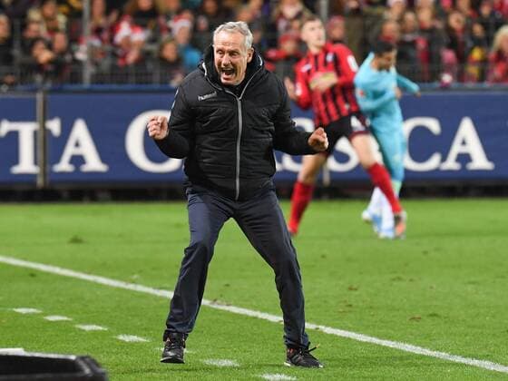 Bilder des Jahres 2019, Sport 12 Dezember Sport Themen der Woche KW49 Sport Bilder des Tages 07.12.2019, xblx, Fussball 1.Bundesliga, SC Freiburg - VfL Wolfsburg emspor, v.l. Trainer Christian Streich (SC Freiburg), feiert feiern den Sieg (DFL DFB REGULATIONS PROHIBIT ANY USE OF PHOTOGRAPHS as IMAGE SEQUENCES and or QUASI-VIDEO) Freiburg *** 07 12 2019, xblx, Soccer 1 Bundesliga, SC Freiburg VfL Wolfsburg emspor, v l Coach Christian Streich SC Freiburg , celebrate the victory DFL DFB REGULATIONS PROHIBIT ANY USE OF PHOTOGRAPHS as IMAGE SEQUENCES and or QUASI VIDEO Freiburg