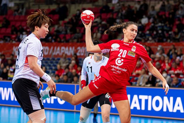 Handball, Women WM 2019, Main Round, Group 1, 6 Matchday , Serbia Korea v li Eunhye Kang Korea , Sladana Pop Lazic Serbia Kumamoto Aqua Dome Kumamoto Japan