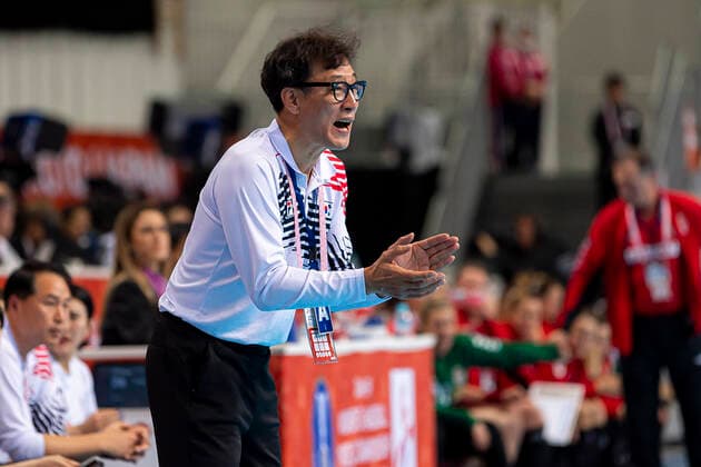 Handball, Women WM 2019, Main Round, Group 1, 6 Matchday , Serbia Korea Coach Jae Won Kang Korea Kumamoto Aqua Dome Kumamoto Japan