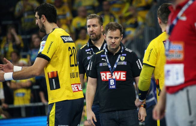 Handball, 1 Bundesliga Rhein Neckar Löwen Frisch Auf Göppingen, 16 Matchday on 08 12 2019, Season 2019 20, ZmdZ, Oliver Roggisch Sports Director, Rhein Neckar Löwen , Kristjan Andresson Trainer Rhein Neckar Löwen , Rhein Neckar Löwen Frisch Auf Göppingen