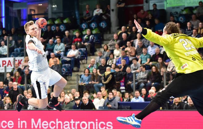 08 12 2019 Handball 1 Bundesliga LIQUI MOLY HBL Season 2019 2020 16 Matchday HC Erlangen Metropolitan Region Nuremberg HCE SC DHfK Leipzig OGo Franz Semper 3, SC DHfK Leipzig Nikolas Katsigiannis 29, HC Erlangen HCE