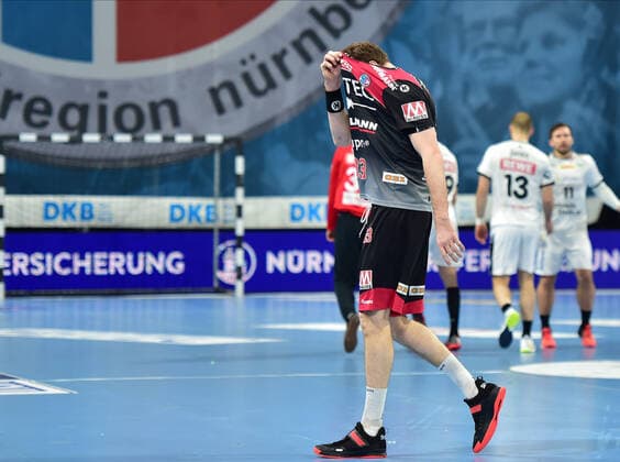 08 12 2019 Handball 1 Bundesliga LIQUI MOLY HBL Season 2019 2020 16 Matchday HC Erlangen Nuremberg Metropolitan Region HCE SC DHfK Leipzig OGo Nikolai Link 33, HC Erlangen HCE Red Card Red Rejection
