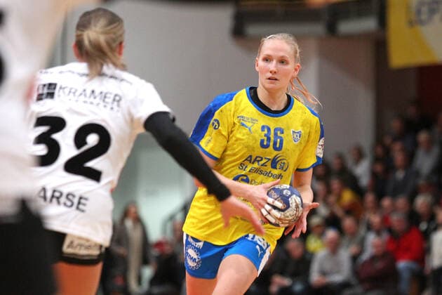 Handball, 2 HBF, HC Leipzig vs. HSV Solingen Graefrath, 08 12 19 Handball, 2 Bundesliga Women, HBF, Season 2019 2020, 11 Matchday HC Leipzig vs. HSV Solingen Graefrath 76 on 08 12 19 in the Sporthalle Bruederstrasse Leipzig In the picture Stefanie HUMMEL 36, HC Leipzig Copyright: xBEAUTIFULxSPORTS JanxKaeferx