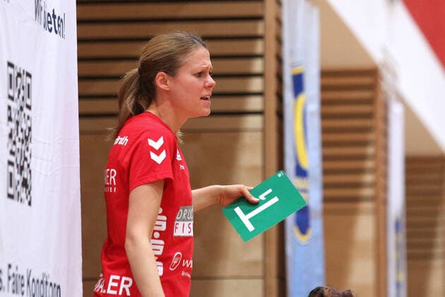 Handball, 2 HBF, HC Leipzig vs. HSV Solingen Graefrath, 08 12 19 Handball, 2 Bundesliga Women, HBF, Season 2019 2020, 11 Matchday HC Leipzig vs. HSV Solingen Graefrath 76 on 08 12 19 in the Sporthalle Bruederstrasse Leipzig In the picture Trainer Kerstin RECKENTHAELER Solingen Graefrath Copyright: xBEAUTIFULxSPORTS JanxKaeferx