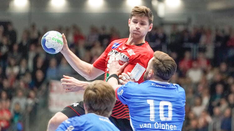 08 12 2019, Emslandarena, Lingen, GER, Handball, 1 Bundesliga HSG Nordhorn Lingen vs TBV Lemgo Lippe, Georg Pöhle HSG Nordhorn Lingen 94 DFL REGULATIONS PROHIBIT ANY USE OF PHOTOGRAPHS AS IMAGE SEQUENCES AND OR QUASI VIDEO Lingen Niedersachsen Germany Emslandarena