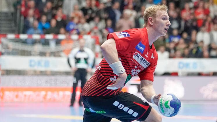 08 12 2019, Emslandarena, Lingen, GER, Handball, 1 Bundesliga HSG Nordhorn Lingen vs TBV Lemgo Lippe, Julian Possehl HSG Nordhorn Lingen 48 DFL REGULATIONS PROHIBIT ANY USE OF PHOTOGRAPHS AS IMAGE SEQUENCES AND OR QUASI VIDEO Lingen Niedersachsen Germany Emslandarena
