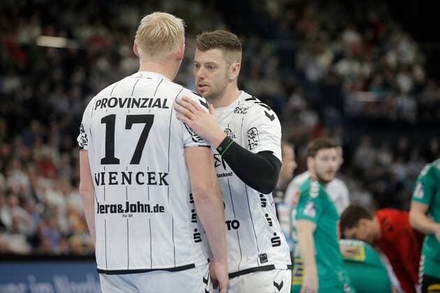 1 Handball Bundesliga THW Kiel TSV GWD Minden, Kiel, 8 12 2019 Niclas Ekberg Kiel, 18 calms Patrick Wiencek Kiel, 17 after a brawl Copyright: xBEAUTIFULxSPORTS DRPx